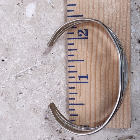 Alpaca Silver Inlay Cuff Bracelet - Picture 5 of 7